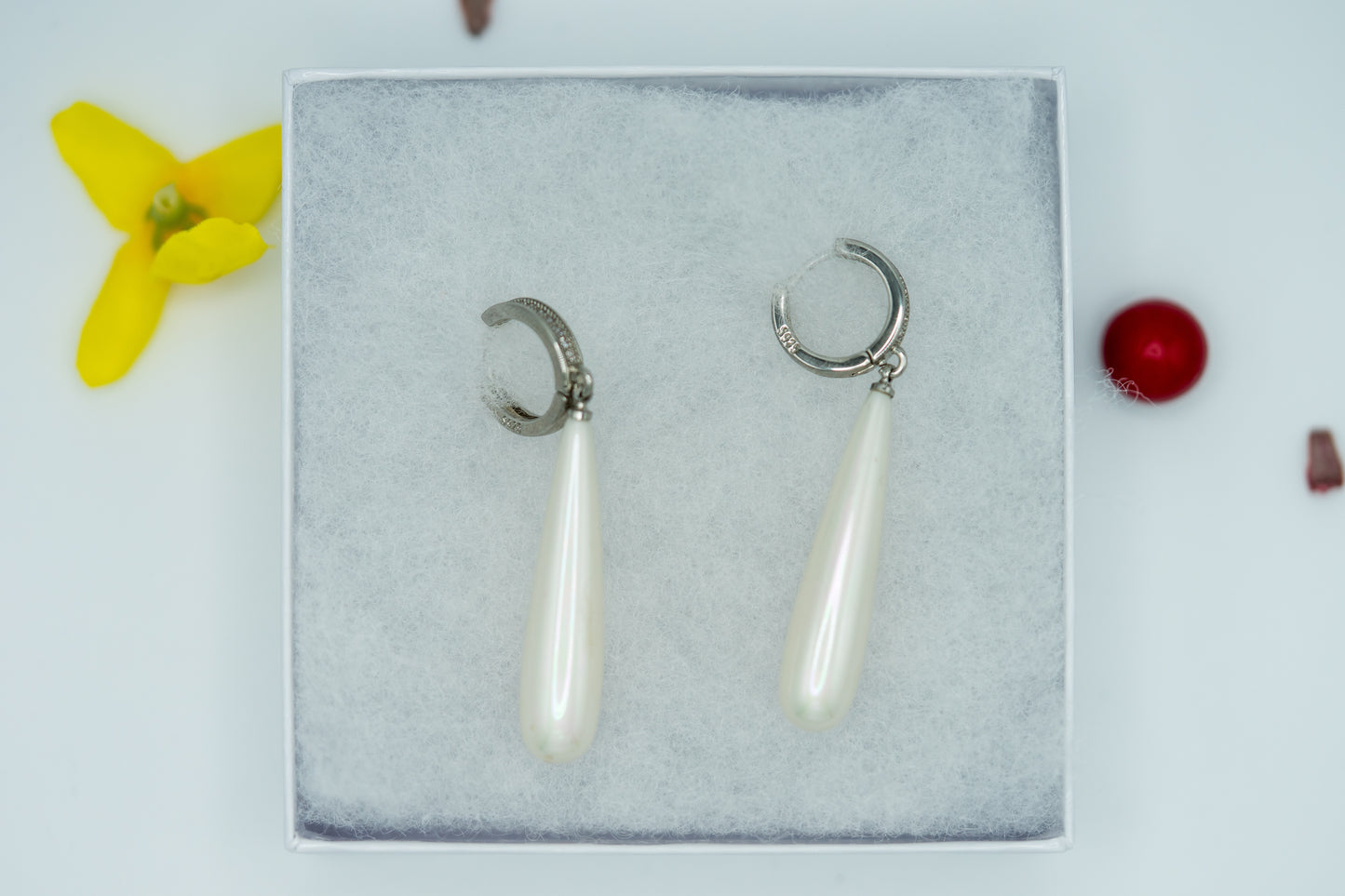 Elegant Teardrop Earrings